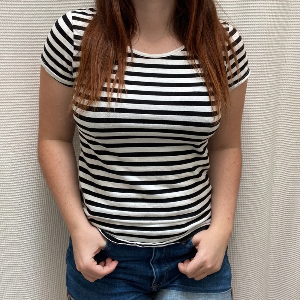 Women’s H&M Striped Black and White Sailor T-Shirt. Size Medium